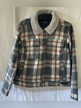 Women’s Noble Outfitters Fleece Jacket size Medium